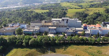 Inversiones a protones